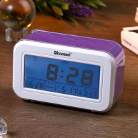 Intelligent voice controlled backlight voice perpetual calendar